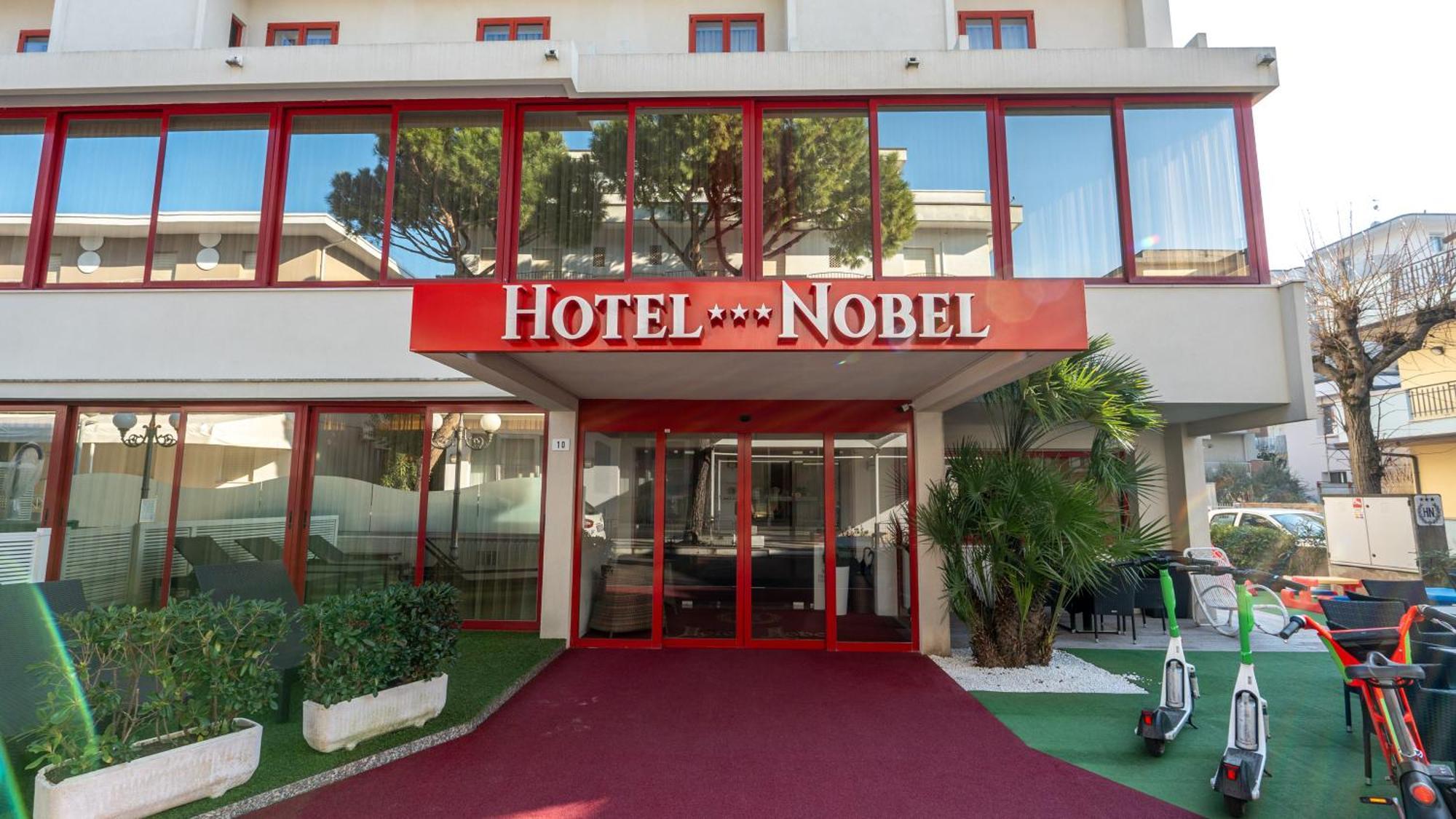 Hotel Nobel Rimini Exterior foto